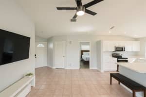 1106 SW Swan Lake Circle, Port Saint Lucie, FL 34986 - MLS#R11102945