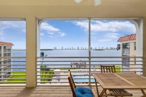 105 Paradise Harbour Boulevard 501, North Palm Beach