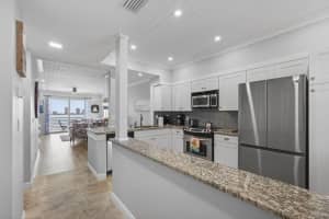105 Paradise Harbour Boulevard 501, North Palm Beach, FL 33408 - MLS#R11102953