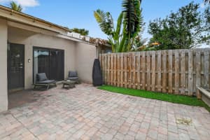 1005 NW 53 Street, Deerfield Beach, FL 33064 - MLS#R11102969