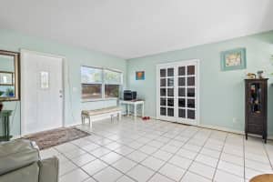 1625 SE Dixie Highway, Stuart, FL 34994 - MLS#R11102992