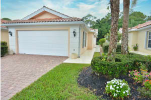 715 Sw Balmoral Trace, Stuart