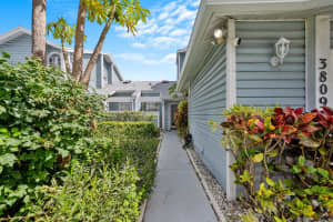 3809 Island Club Circle E, Lake Worth, FL 33462 - MLS#R11103004