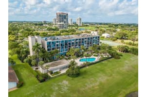 1830 Embassy Drive 401, West Palm Beach
