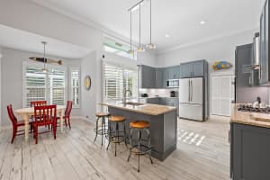 271 Eagleton Estate Boulevard, Palm Beach Gardens, FL 33418 - MLS#R11103063