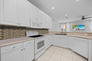 6678 Traveler Road, West Palm Beach, FL 33411 - MLS#R11103065
