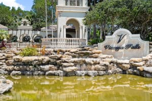 2841 Treviso Circle, Port Saint Lucie, FL 34986 - MLS#R11103085