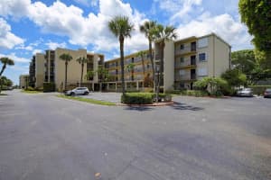 890 N Federal Highway 206, Lantana, FL 33462 - MLS#R11103092