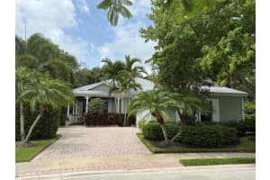 404 NE Ginger Lily Place, Port Saint Lucie, FL 34983 Sold 08/14/25