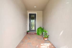560 SE Monet Drive, Port Saint Lucie, FL 34984 - MLS#R11103132