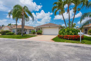 1827 Shadow Creek Road, Greenacres, FL 33413 - MLS#R11103200