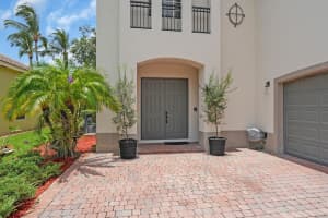 8728 Cobblestone Point Circle, Boynton Beach, FL 33472 - MLS#R11103226