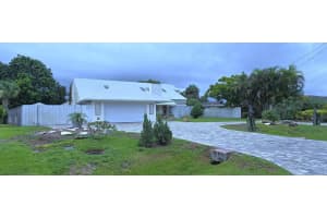 147 N Naranja Avenue, Port Saint Lucie, FL 34983 - MLS#R11103243