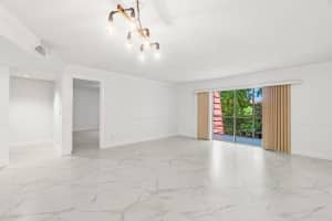 22615 Sw 66th Avenue 310, Boca Raton