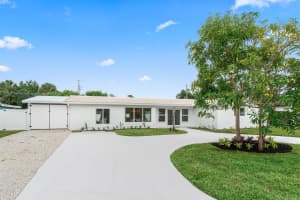 723 SW 25th Avenue, Boynton Beach, FL 33435 - MLS#R11103253