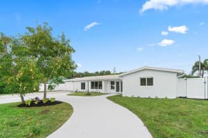 723 SW 25th Avenue, Boynton Beach, FL 33435 - MLS#R11103253