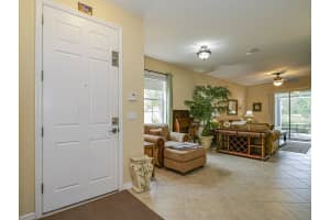 6325 Oxford Circle 101, Vero Beach, FL 32966 - MLS#R11103262