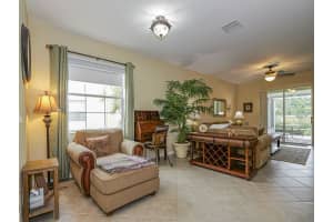 6325 Oxford Circle 101, Vero Beach, FL 32966 - MLS#R11103262