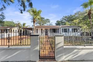 4021 NW 201st Street, Miami Gardens, FL 33055 Sold 08/05/25