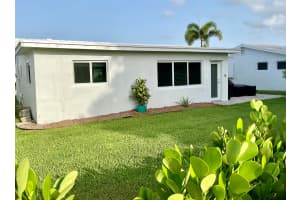 130 NW 10th Court, Boynton Beach, FL 33426 Sold 10/16/25