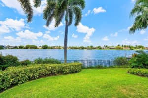 17582 Bocaire Way, Boca Raton