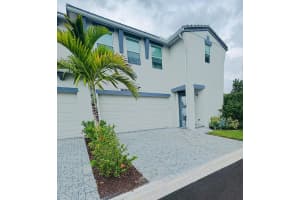 16405 Capilano Court, Westlake