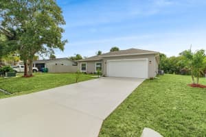 822 Cain Street, Sebastian, FL 32958 Sold 08/22/25