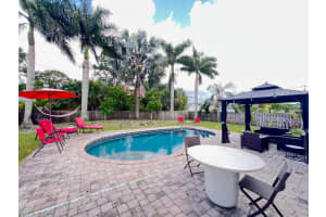 970 SW Versailles Avenue, Port Saint Lucie, FL 34953 - MLS#R11103363