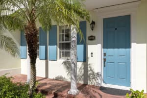 1028 E Heritage Club Circle, Delray Beach, FL 33483 - MLS#R11103366