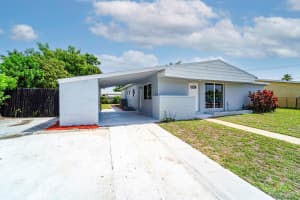 1415 W Broward Street, Lantana, FL 33462 - MLS#R11103380