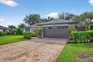 5286 Eden Lake Court, Lake Worth, FL 33467 Sold 09/02/25
