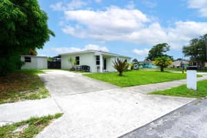 1314 S B Street, Lake Worth Beach, FL 33460 - MLS#R11103399