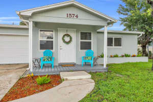 1574 Ne Arch Ave Avenue, Jensen Beach
