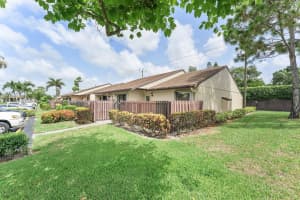 622 Sea Pine Way H, Greenacres, FL 33415 Sold 10/02/25