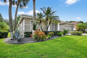 13118 Alhambra Lake Circle, Delray Beach