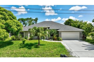 1701 SW Penrose Avenue, Port Saint Lucie, FL 34953 - MLS#R11103532