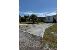 2023 St Lucie Blvd, Fort Pierce, FL 34946, Fort Pierce, FL 34946 - MLS#R11103612