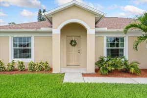 516 SW Crawfish Drive, Port Saint Lucie, FL 34953 Sold 09/10/25
