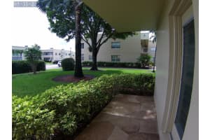 865 Flanders S, Delray Beach, FL 33484 - MLS#R11103645