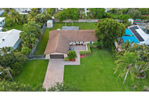 8147 SE Coconut Street, Hobe Sound, FL 33455 Sold 09/09/25