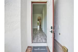 41 Country Lake Circle, Boynton Beach, FL 33436 Sold 10/08/25