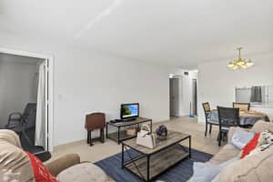 2855 S Garden Drive 106, Lake Worth, FL 33461 - MLS#R11103720