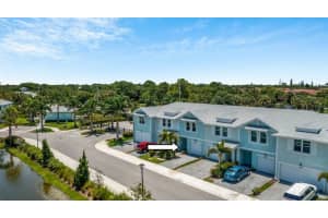325 SE Halifax Lane, Stuart, FL 34994 - MLS#R11103725
