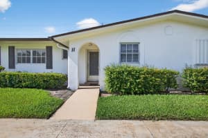 2916 Crosley Drive E H, West Palm Beach