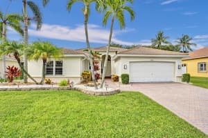 5242 Indianwood Village Lane, Lake Worth