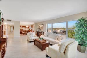 200 Macfarlane Drive N-305, Delray Beach
