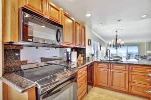 1021 Hillsboro Mile 1108, Hillsboro Beach, FL 33062 - MLS#R11103874