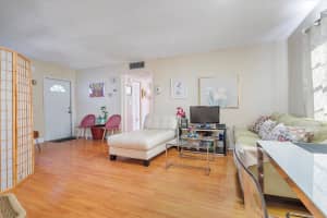 714 NE 10th Street 205, Hallandale Beach, FL 33009 - MLS#R11103886
