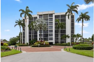 6895 Willow Wood 1076 Drive 1076, Boca Raton, FL 33434 Sold 10/27/25