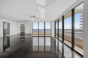 5540 N Ocean Drive 17 D, Singer Island, FL 33404 - MLS#R11103912